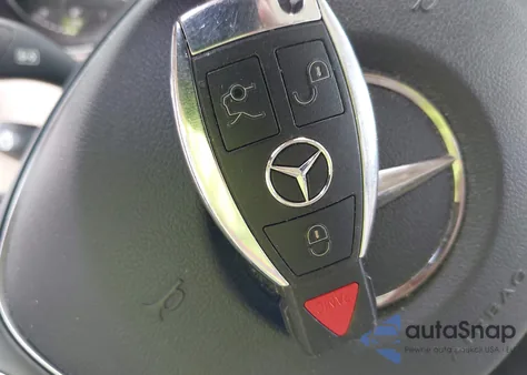 2016 Mercedes-Benz Glc 300 4Matic from USA, damaged, VIN WDC0G4KB8GF078741